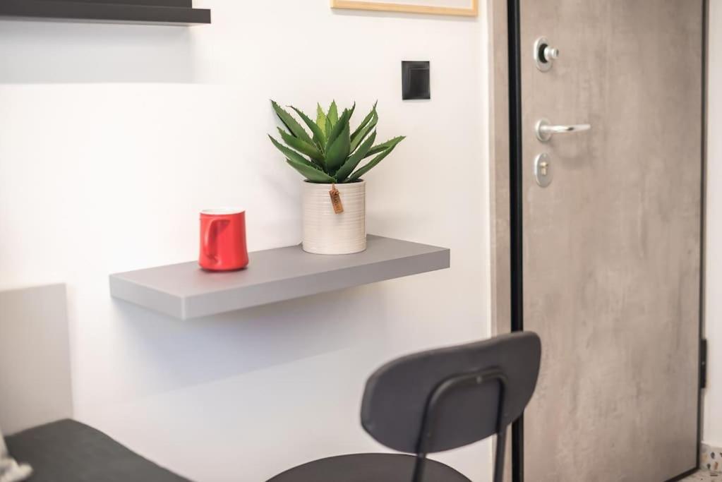 Tiny Apartment Athen Exterior foto